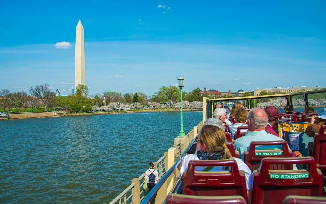 Big Bus: Washington DC Hop-on Hop-off Bus Tour with Optional Sunset Tour Image 6