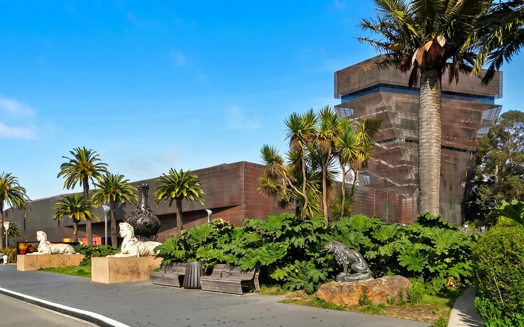 de Young Museum Tour Image 6