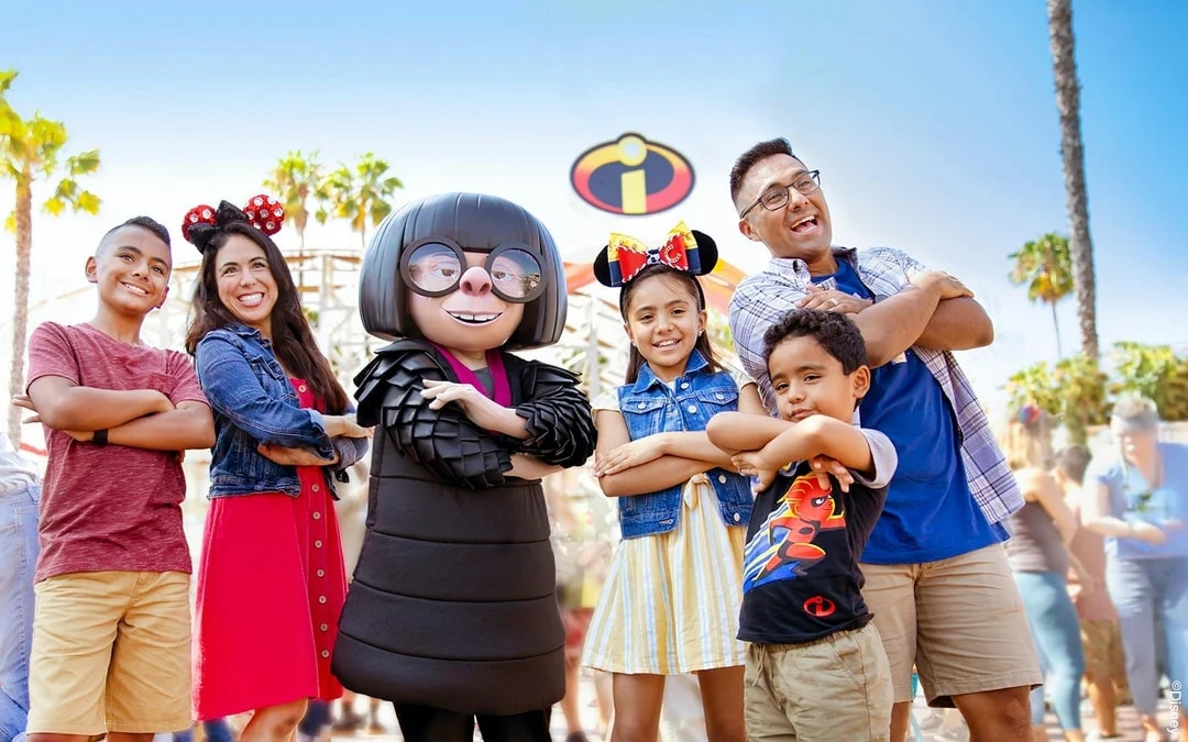 Disneyland California Lightning Pass (1-3 Days) Image 1