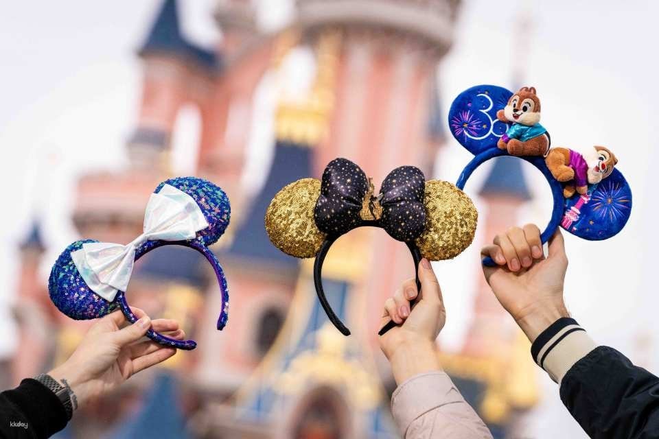 Disneyland Paris 1 Day at 1 Park or 2 Parks Admission Ticket with Transport