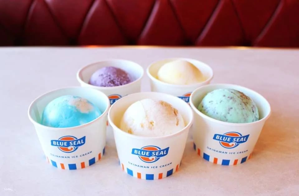 DMM Kariyushi Aquarium Tickets in Okinawa, Japan | Receive an Ice Cream Voucher