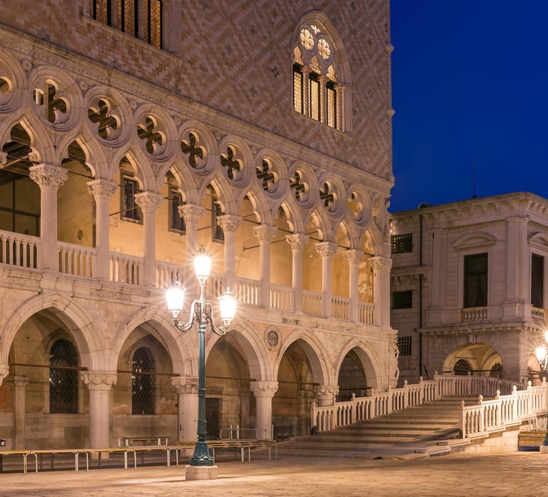 Venice: Doge's Palace, Bridge of Sighs, Prisons, Correr & Audio Guides