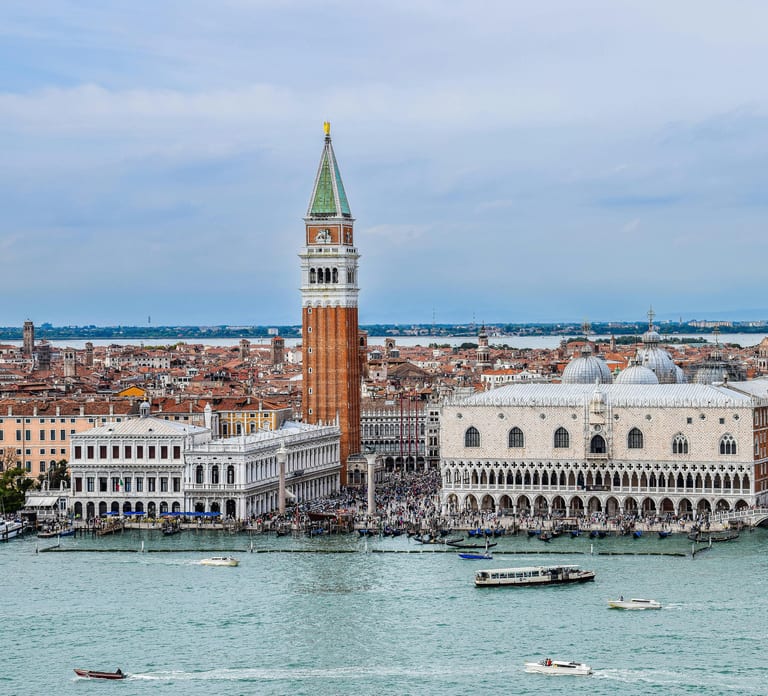 Venice: Doge's Palace, Bridge of Sighs, Prisons, Correr & Audio Guides