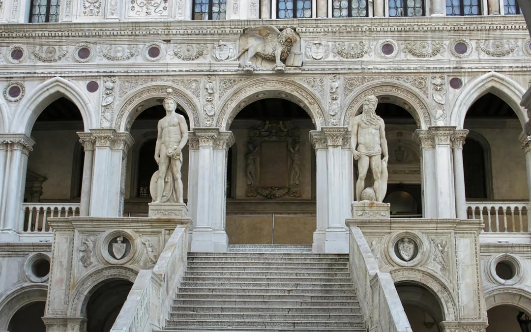Doge's Palace Skip The Line Tickets with Guide Book Image 1