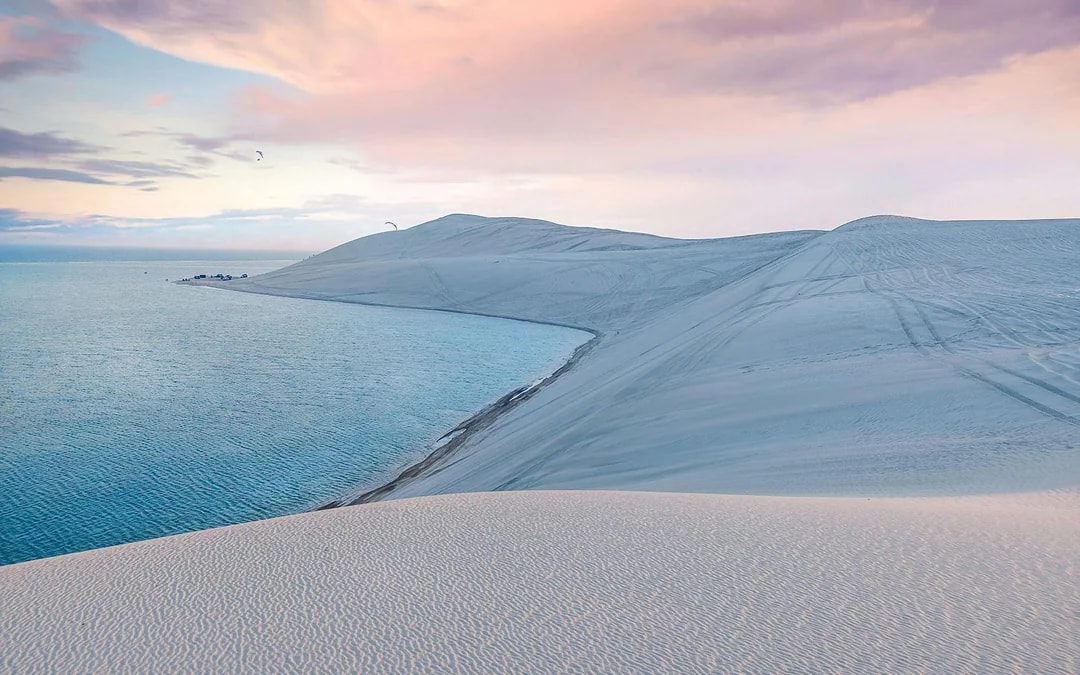 Doha Desert Safari: Dune Bashing, Sandboarding & Inland Sea Visit Image 5