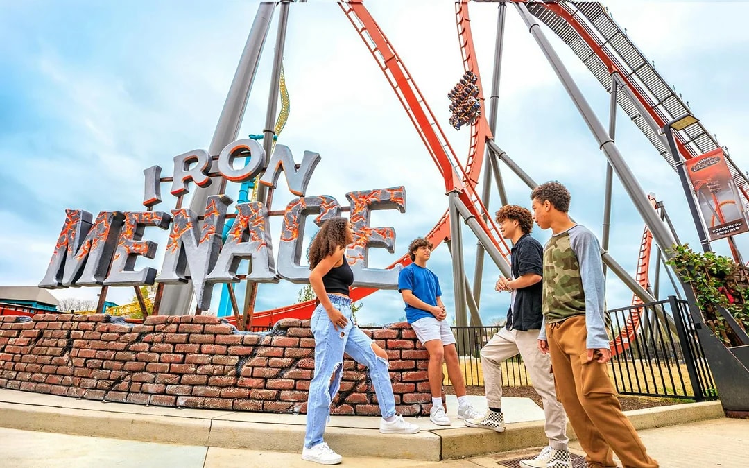 Visitors at Iron Menace roller coaster entrance, Dorney Park, Six Flags.