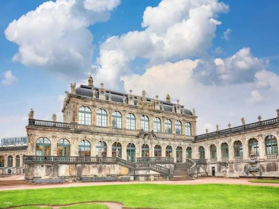 Dresden best intro walking tour with a local