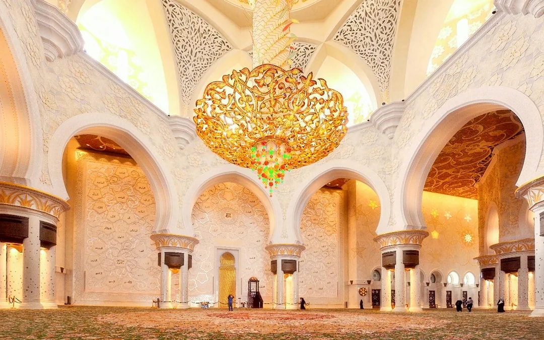 From Dubai: BAPS Hindu Temple & Sheikh Zayed Mosque Full-Day Guided Tour Image 6