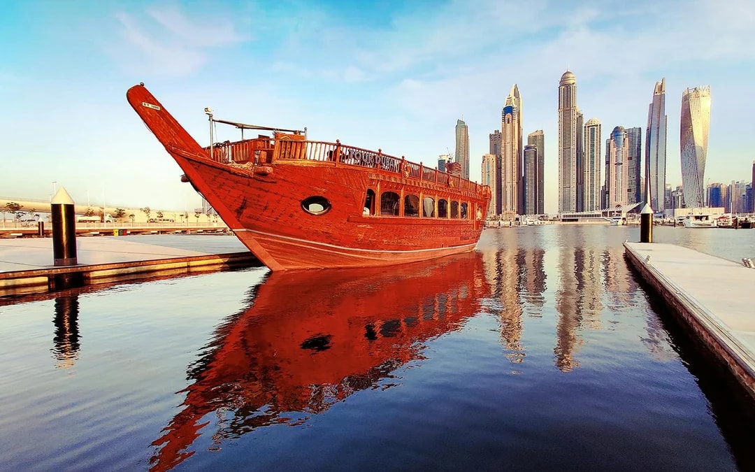 From Dubai Marina/Creek: 1-Hour Sightseeing Dhow Cruise with Unlimited Soft Drinks Image 9