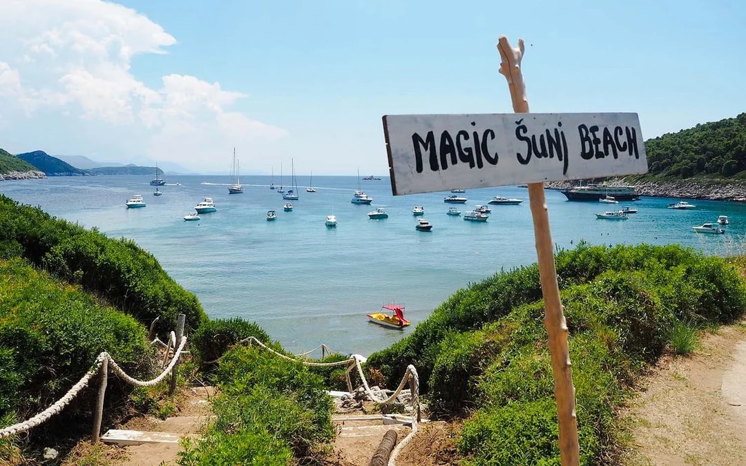 Dubrovnik: Blue Cave, Green Caves & Sunj Beach Cruise with Unlimited Drinks Image 6