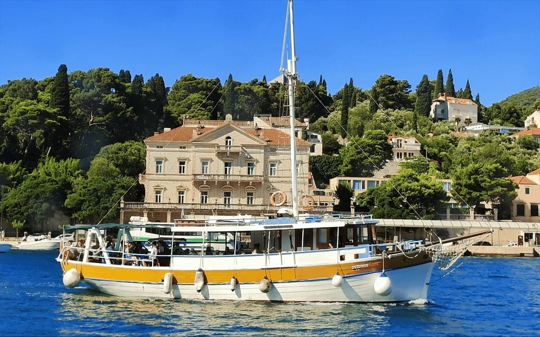 Dubrovnik: Blue Cave Swim Stop & Three Island Boat Tour with Drinks and Snacks Image 1