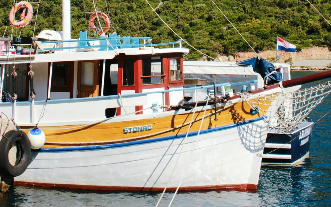 Dubrovnik: Blue Cave Swim Stop & Three Island Boat Tour with Drinks and Snacks Image 7