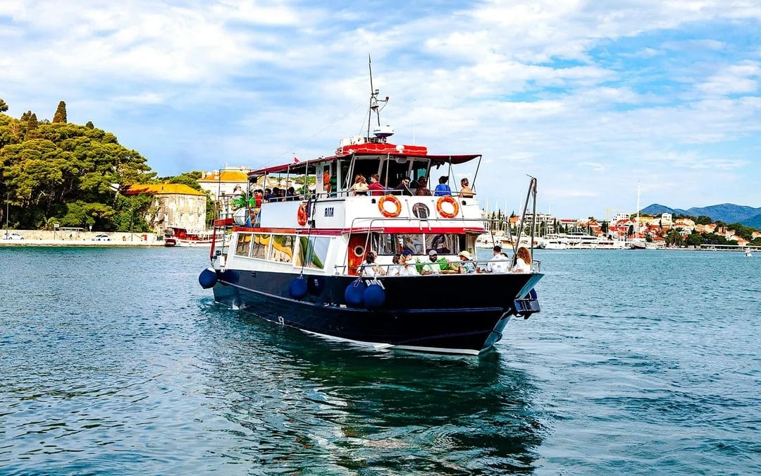 Dubrovnik: Elaphite Islands Cruise with Drinks
Image 1