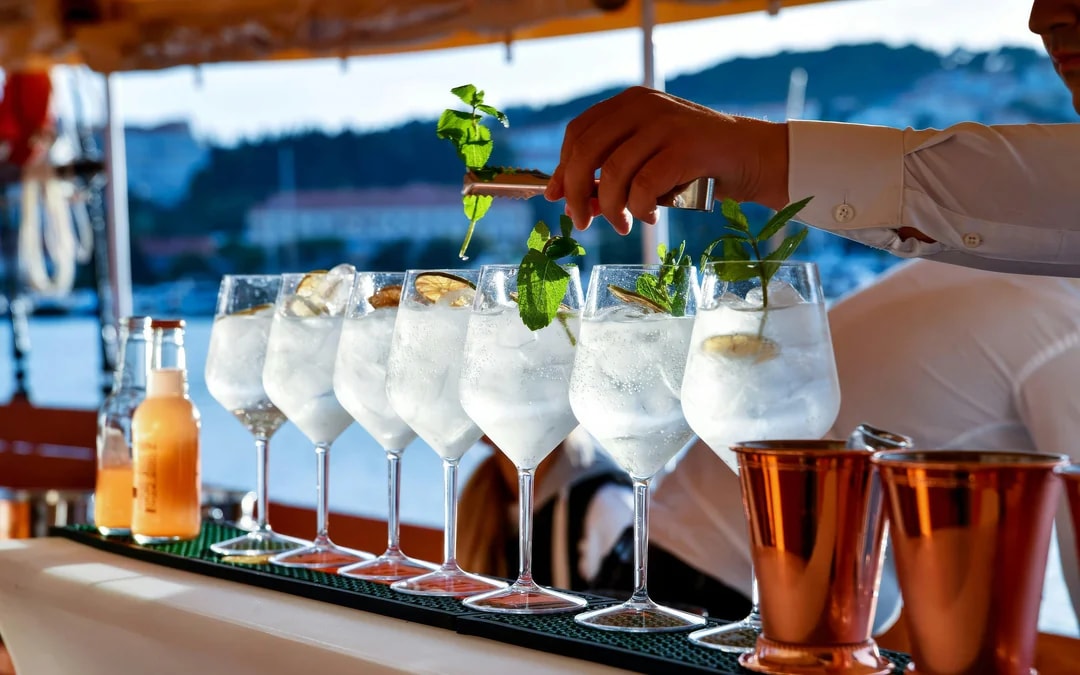 Dubrovnik Sunset Cocktail Cruise Image 8
