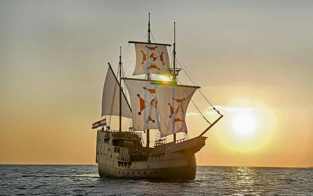 Dubrovnik: Sunset Cruise on Karaka Ship Image 1