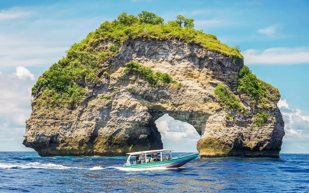 East/West Nusa Penida Island Tour Image 2