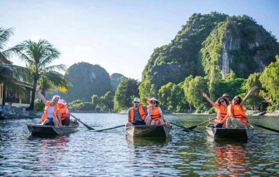 Easy & Time Saving Entrance Ticket to Tam Coc World Heritage Boating Experience