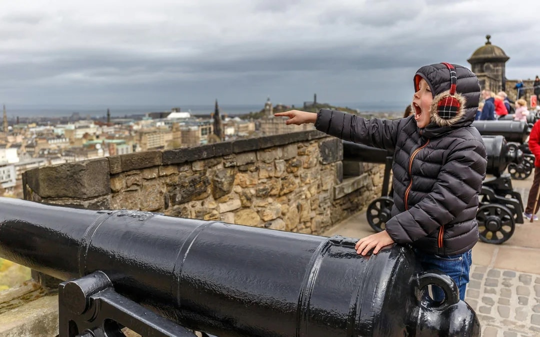 Edinburgh Castle & National Museum of Scotland Guided Tour Image 7