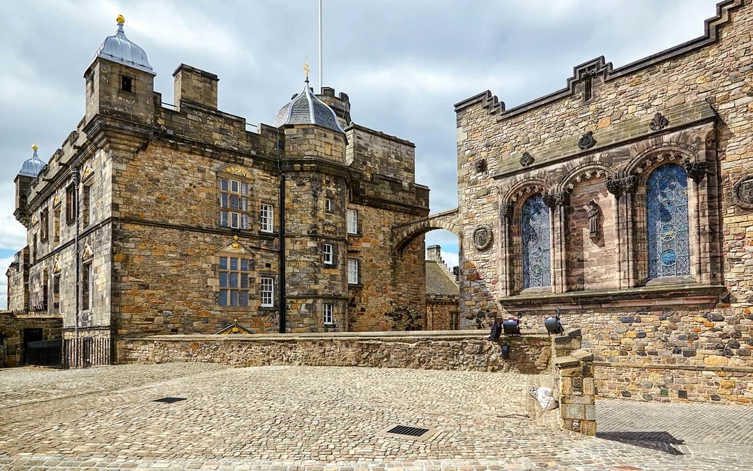 Edinburgh Castle and Royal Mile Guided Tour and Entry Ticket Image 10