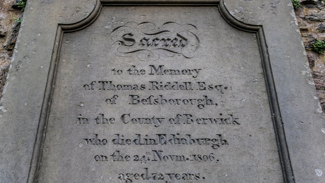 Gravestone of Thomas Riddell in Edinburgh, linked to Harry Potter tour.