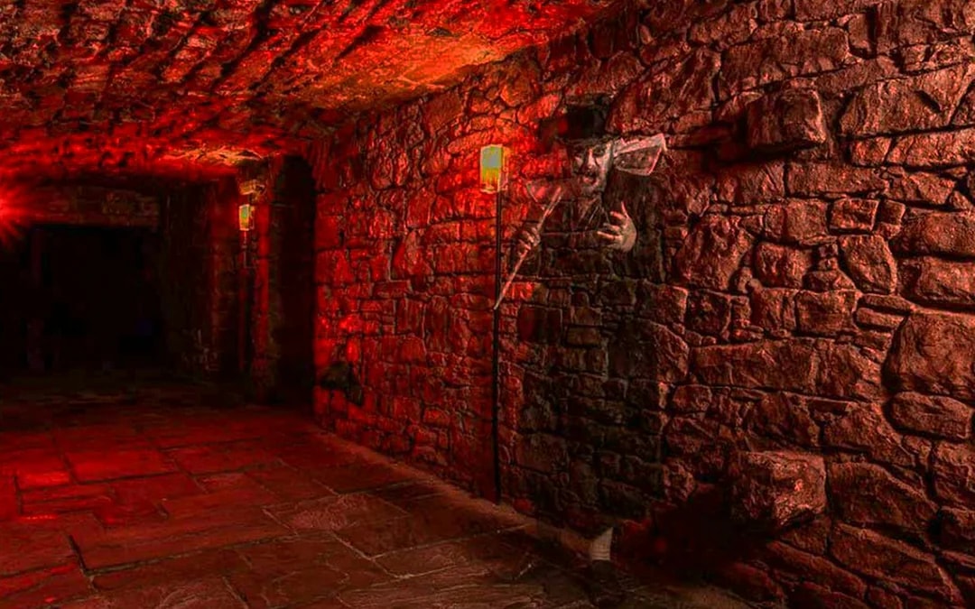 Edinburgh Underground Ghost Tour Image 1