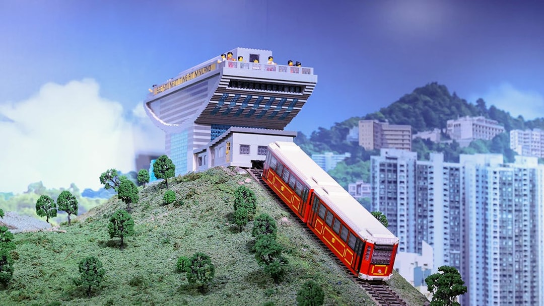 LEGO model of Hong Kong Peak Tram and Sky Terrace at LEGOLAND Discovery Centre.