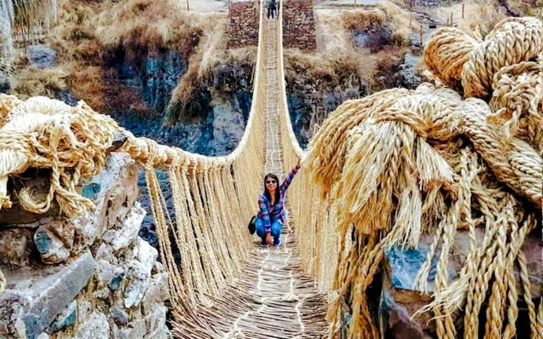 {
"experienceName": "From Cusco: Q’eswachaka Inca Rope Bridge & 4 Lagoons Tour"
} Image 2
