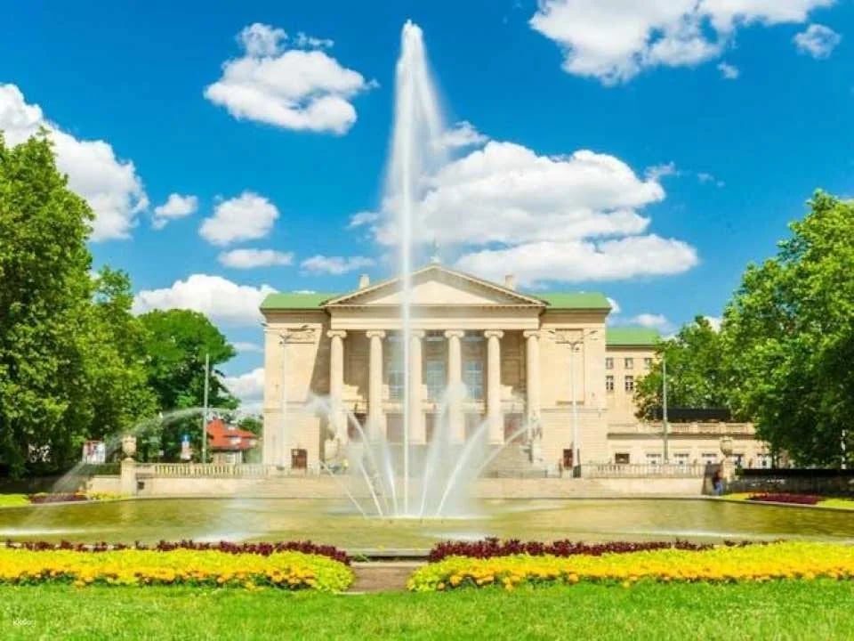 Explore Poznań's photogenic highlights with a local