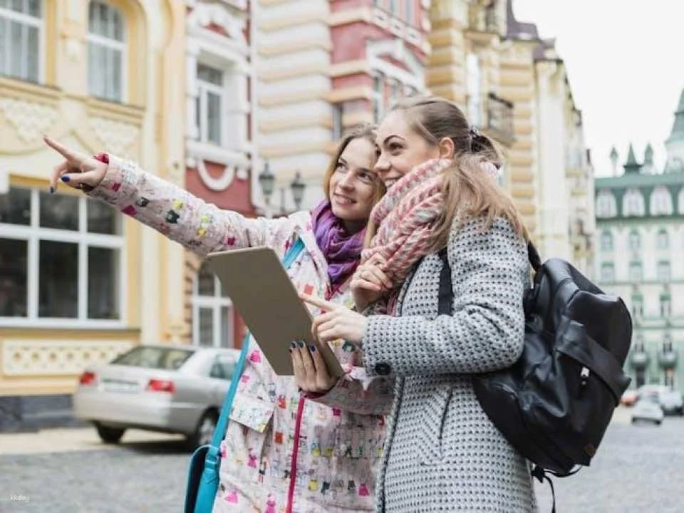 Explore Poznań's photogenic highlights with a local