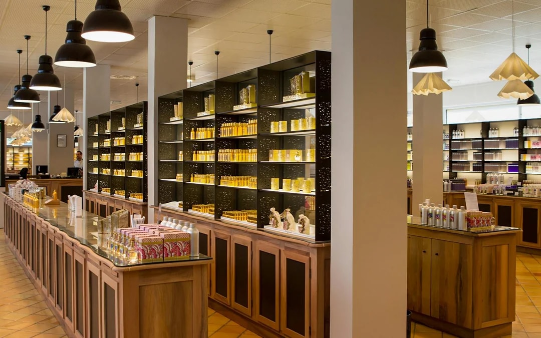 Eze: Fragonard Factory Guided Tour with Perfume Workshop Image 5