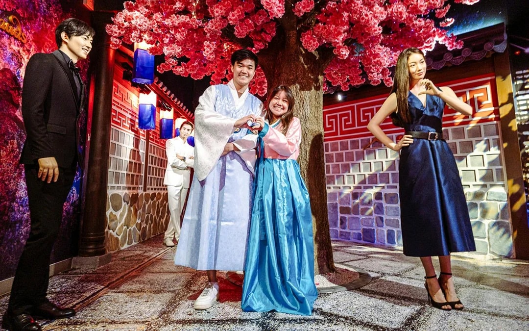 Family Bundle: Madame Tussauds Singapore Tickets Image 8