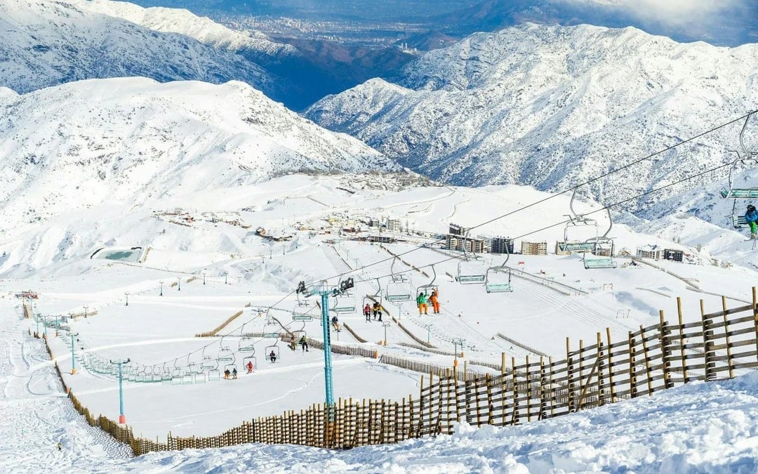 Farellones Ski: Ticket, Lessons, Transport and Snow Equipment & Add-on Clothing Image 1