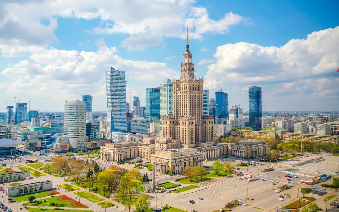 Fast-Track Palace of Culture and Science Warsaw Private Tour Image 5