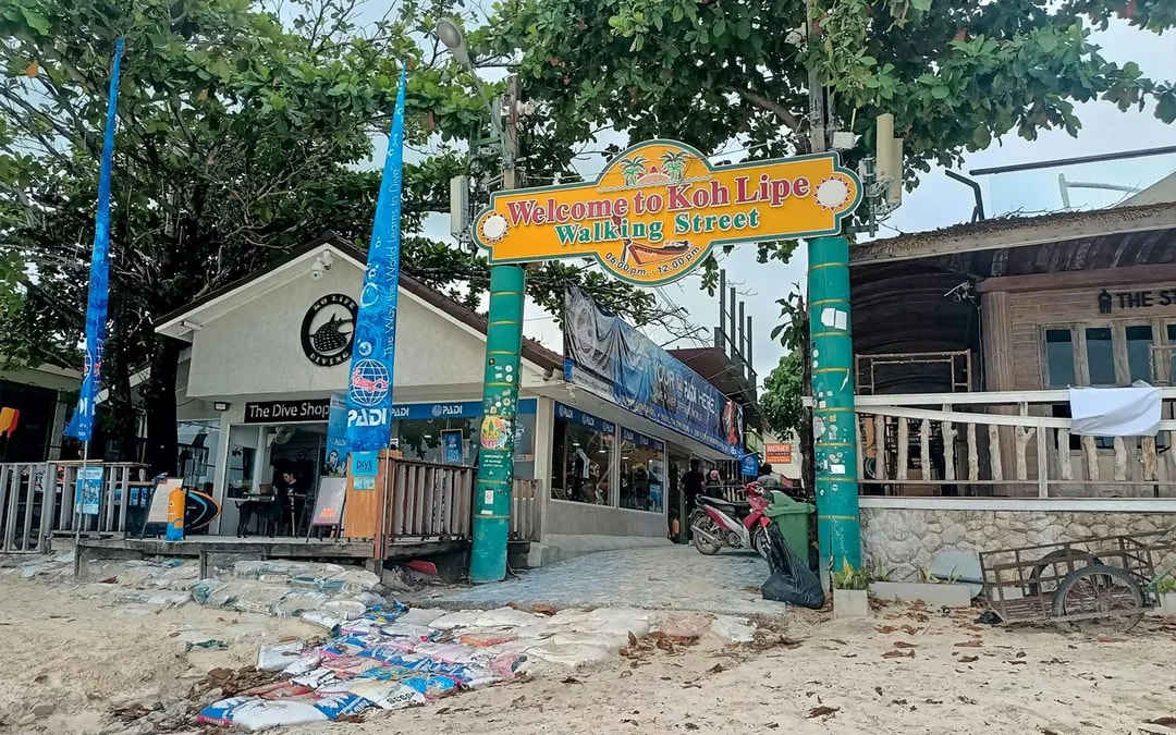  Ferry Ticket from Koh Lipe and Telaga Harbour Langkawi Image 6