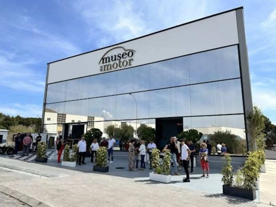 Finestrat Motor Museum with free transfer
