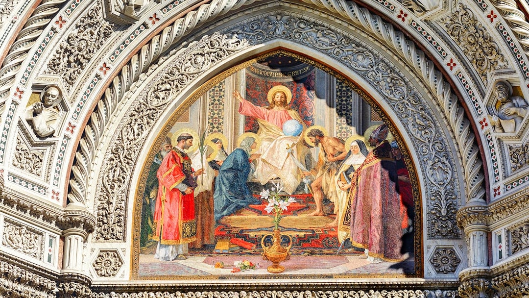 Mosaic detail on Florence Cathedral facade during express guided tour.