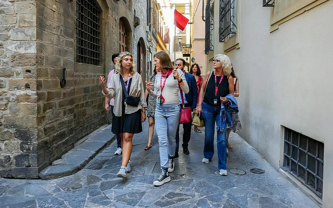  Florence Walking Tour with Accademia Gallery Skip-the-Line Tickets Image 7