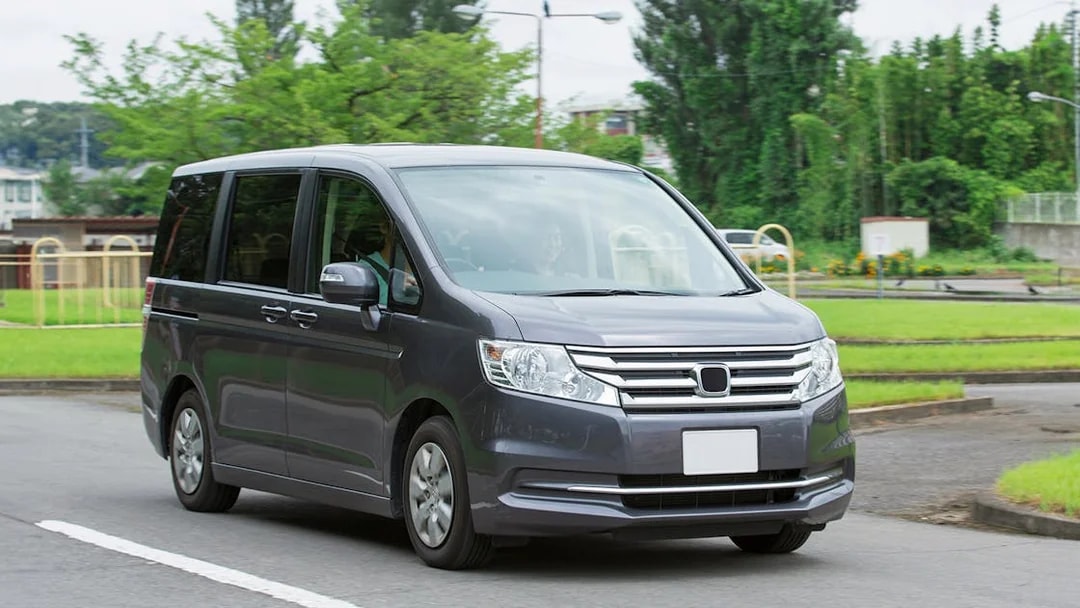 Minivan for private airport transfers in Mallorca.