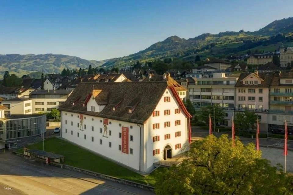 Ticket for the Forum of Swiss History in Schwyz