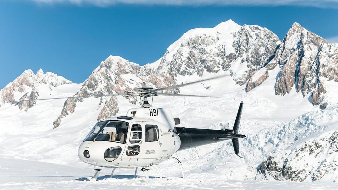 From Fox Glacier: Scenic Helicopter Flight Tour with Snow Landing