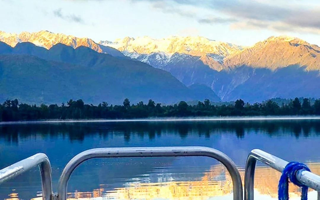 Franz Josef: Scenic Cruise Lake Mapourika Image 5