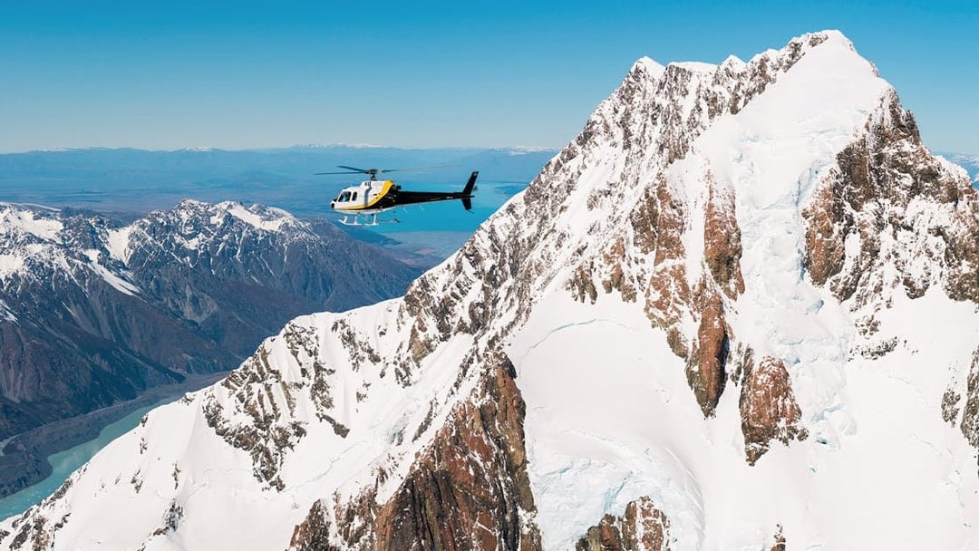 From Franz Josef: Scenic Helicopter Flight Tour with Snow Landing