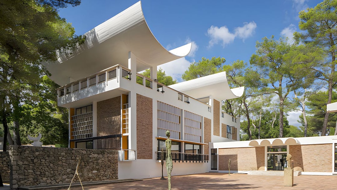 Modern art museum in French Riviera with unique architecture and sculptures.