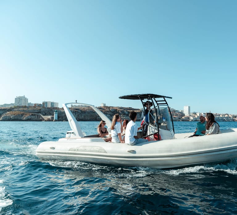 Marseille: boat cruise tour to the islands of Frioul and Château d'If