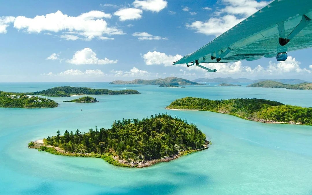 From Airlie Beach: Whitsunday Islands & Heart Reef 60-Minute Scenic Flight Image 1
