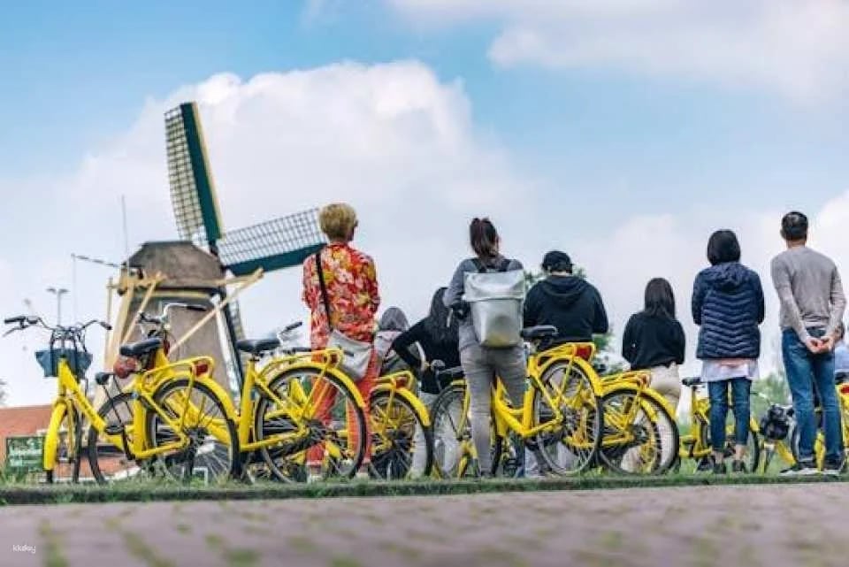 From Amsterdam Dutch countryside bike tour