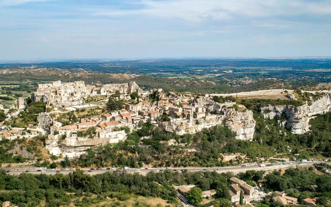 From Avignon: Roussillon, Saint-Rémy-de-Provence, Les Baux-de-Provence & Pont du Gard Image 9