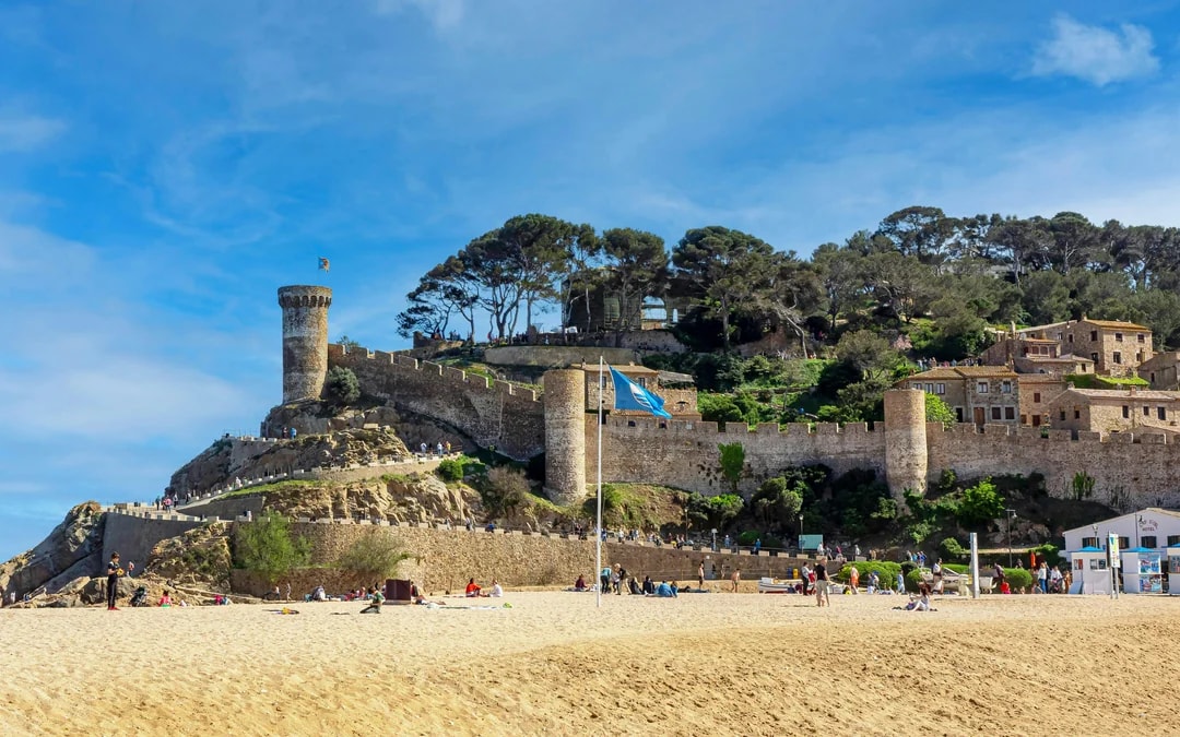 From Barcelona: Girona & Tossa de Mar Day Trip Image 10