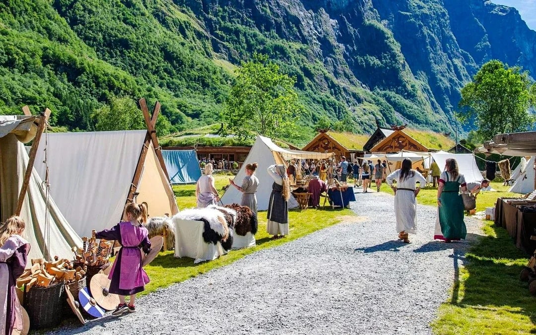 From Bergen: Day Trip to Viking Village & UNESCO Fjord Cruise from Flam