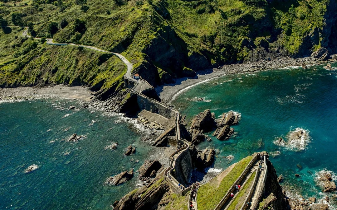 From Bilbao: Gaztelugatxe, Biscay Bridge & Txakoli Tasting Tour Image 4